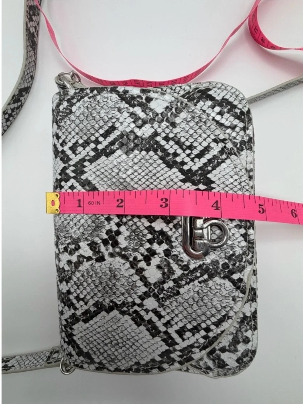 Urban Outfitters Snakeskin Crossbody Bag Small Black White Faux Leather Chain - Picture 7 of 9